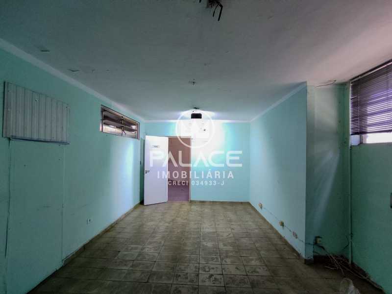 Imagens do imóveis Barracão :  / Comercial / São Luiz