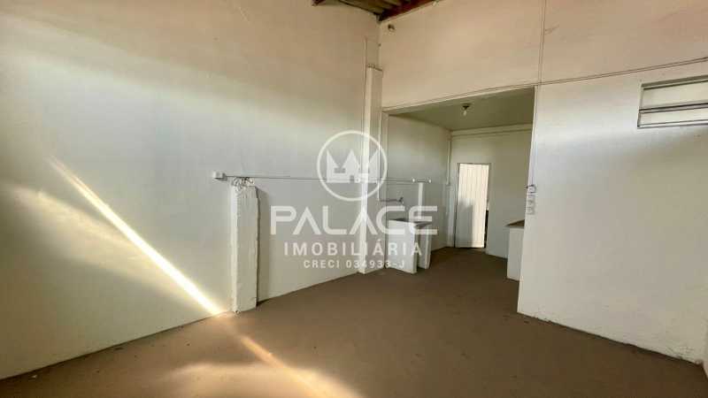 Imagens do imóveis Barracão :  / Comercial / Paulicéia