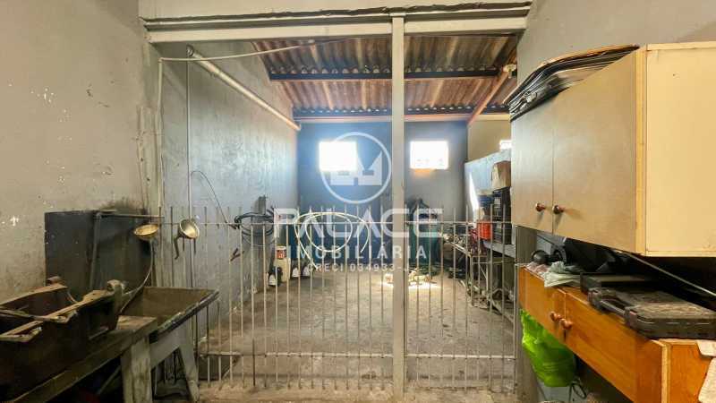 Imagens do imóveis Barracão :  / Comercial / Paulicéia