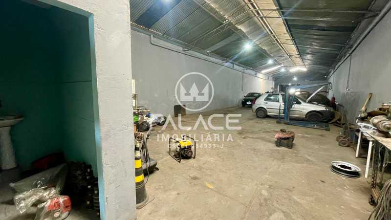 Imagens do imóveis Barracão :  / Comercial / Paulicéia