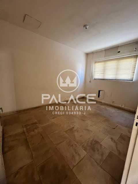 Imagens do imóveis Barracão :  / Comercial / Parque Santa Cecília