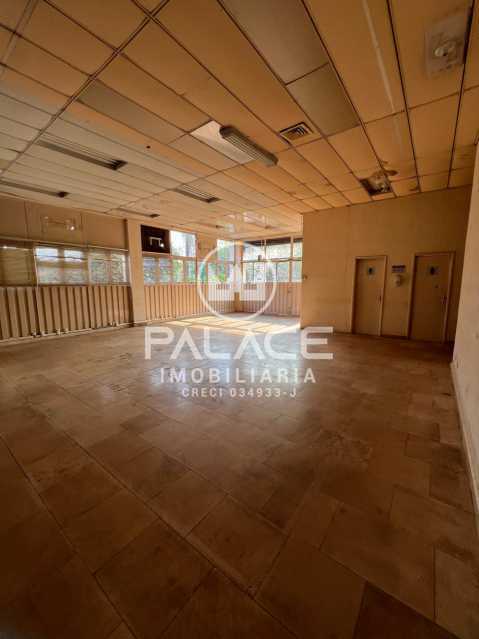 Imagens do imóveis Barracão :  / Comercial / Parque Santa Cecília