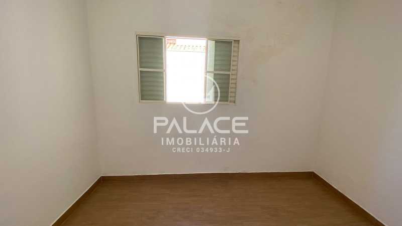 Imagens do imóveis Casa de rua :  / Residencial / Alto