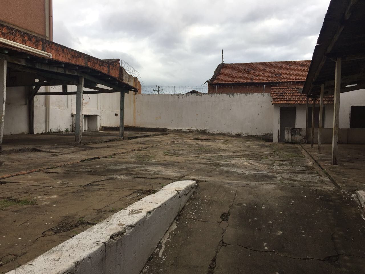 Imagens do imóveis Barracão à venda, 853 m² - Centro - Limeira-SP