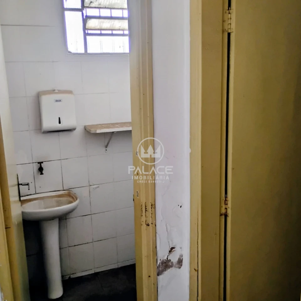 Barracão disponivel para locação