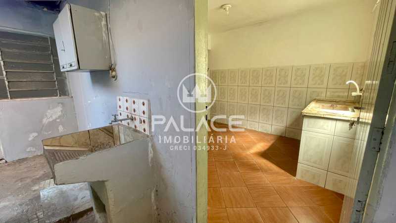 Casa de rua :  / Residencial / Piracicamirim / locacao