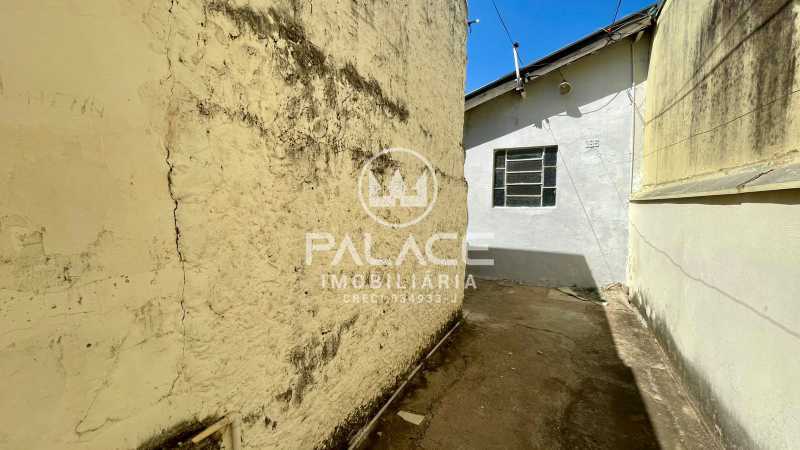 Casa de rua :  / Residencial / Piracicamirim / locacao