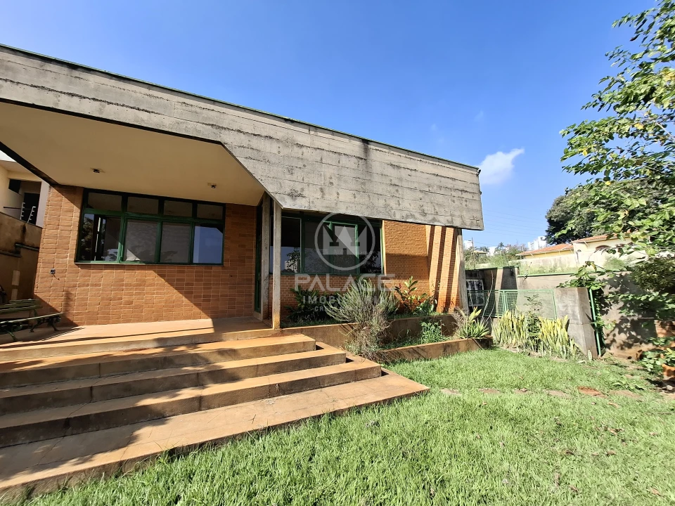 Linda Casa no Bairro São Dimas/Clube de Campo
