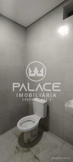 Imagens do imóveis Barracão :  / Comercial / São Vicente