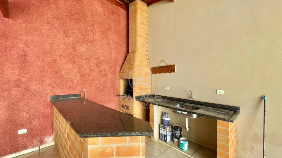 CASA/ 3 QUARTOS / CHURRASQUEIRA / EDICULA / CRUZ CAIADA / PQ SAO JORGE