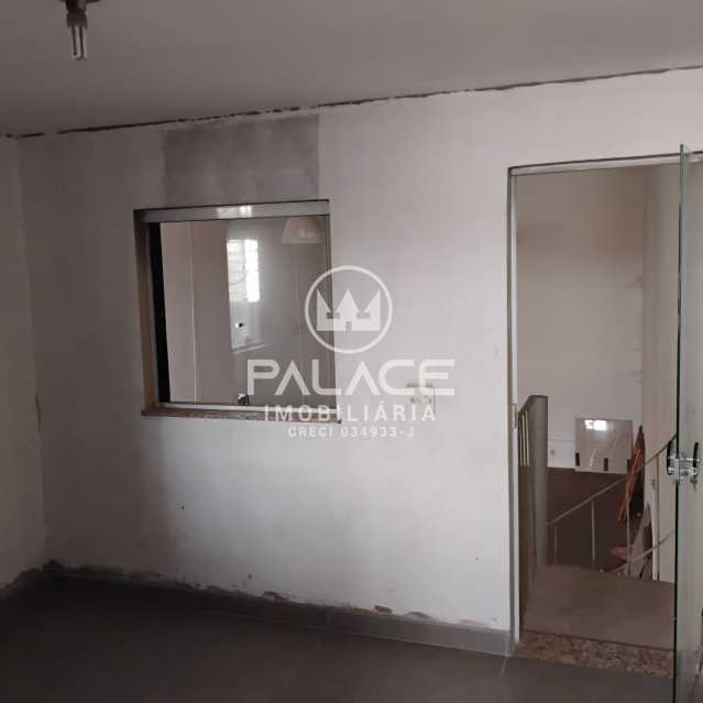 Imagens do imóveis Barracão :  / Comercial / Água Branca