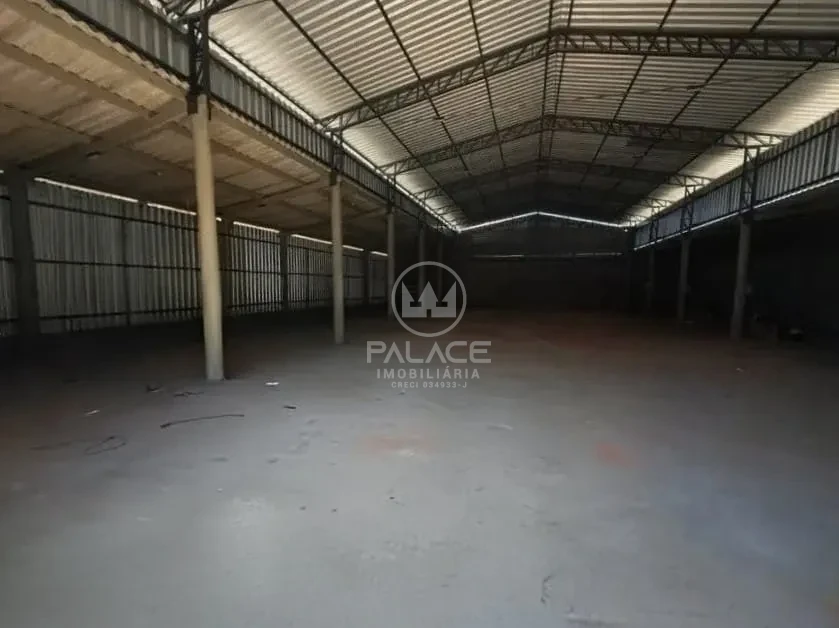 Barracão disponivel para locação