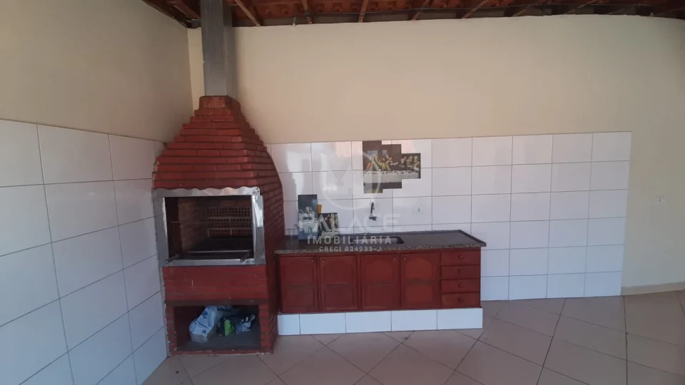 CASA PARA LOCAÇÃO / 2 QUARTOS / CHURRASQUEIRA/ AGUA BRANCA