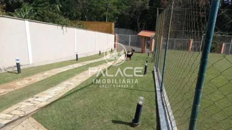 Imagens do imóveis casa em condomínio à venda em glebas california, piracicaba 2 quartos 250m²