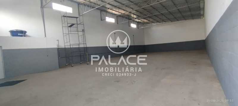 Imagens do imóveis Barracão :  / Comercial / Jardim Algodoal