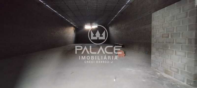 Imagens do imóveis Barracão :  / Comercial / Jardim Algodoal