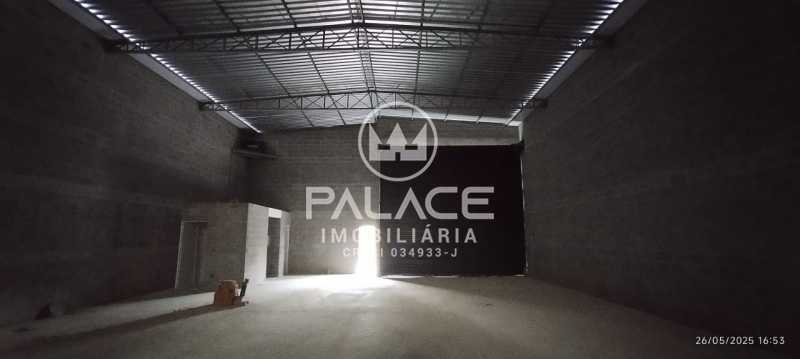 Imagens do imóveis Barracão :  / Comercial / Jardim Algodoal