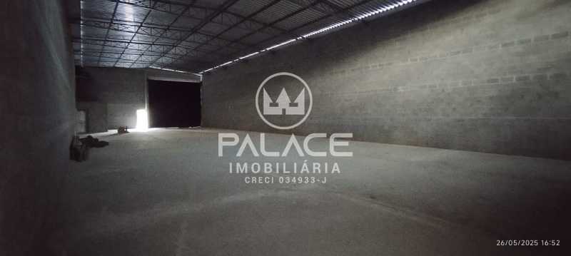 Imagens do imóveis Barracão :  / Comercial / Jardim Algodoal