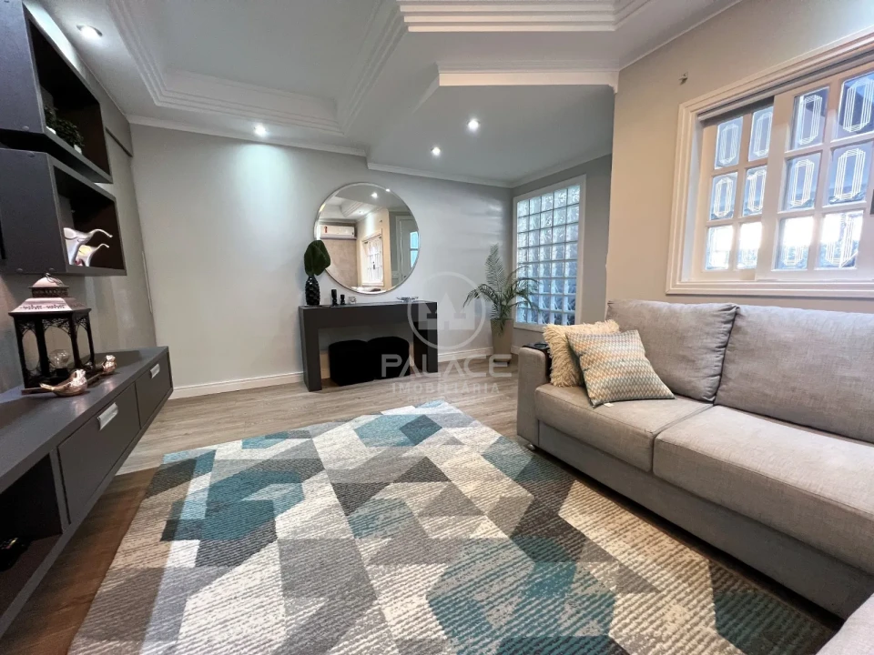 Sobrado fino acabamento a venda no bairro Jardim Brasília, Piracicaba, SP.