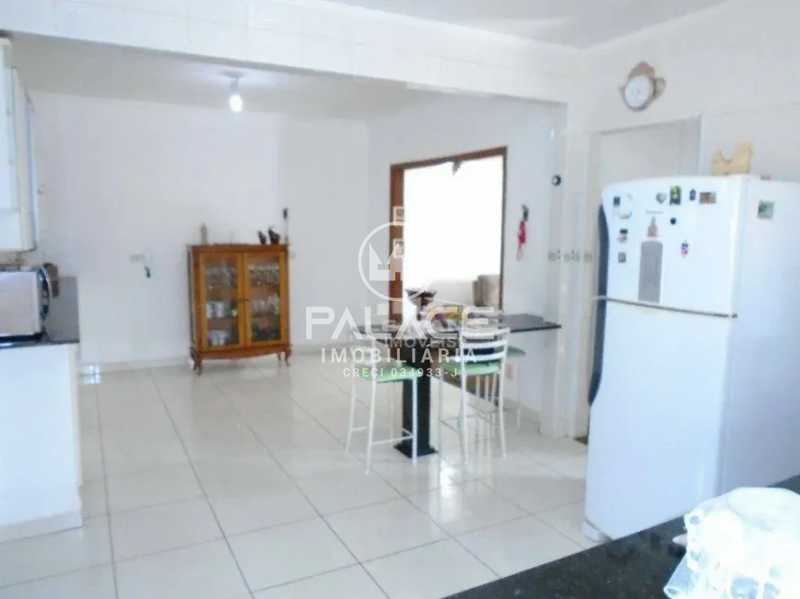 Imagens do imóveis Casa de rua : Térrea / Residencial / Nova América