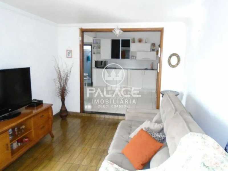 Imagens do imóveis Casa de rua : Térrea / Residencial / Nova América