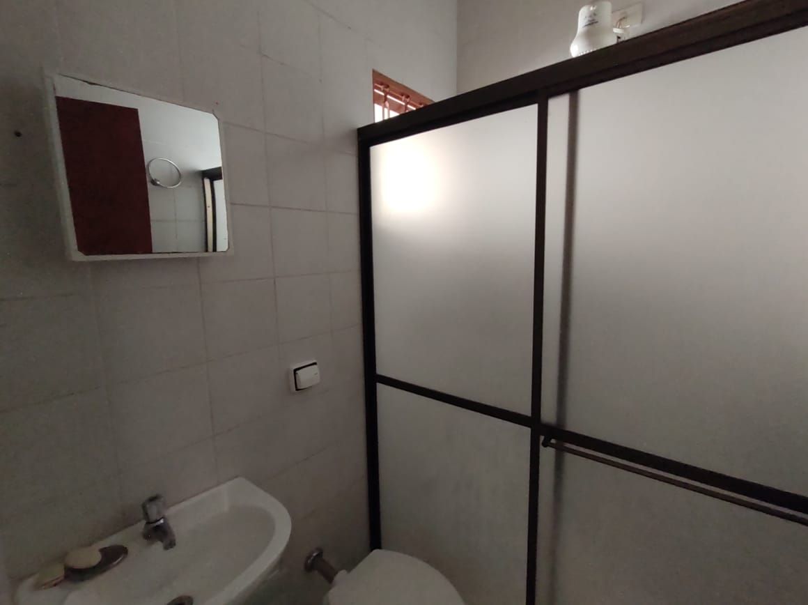 Kitnet com 1 dormitório para alugar, 20 m² - São Dimas - Piracicaba-SP - Foto 2