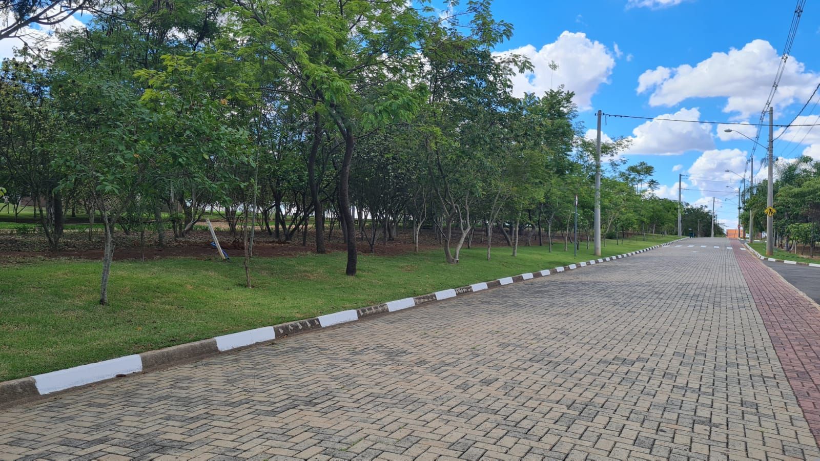 Imagens do imóveis terreno residencial à venda em residencial fazenda pinheirinho, rio das pedras