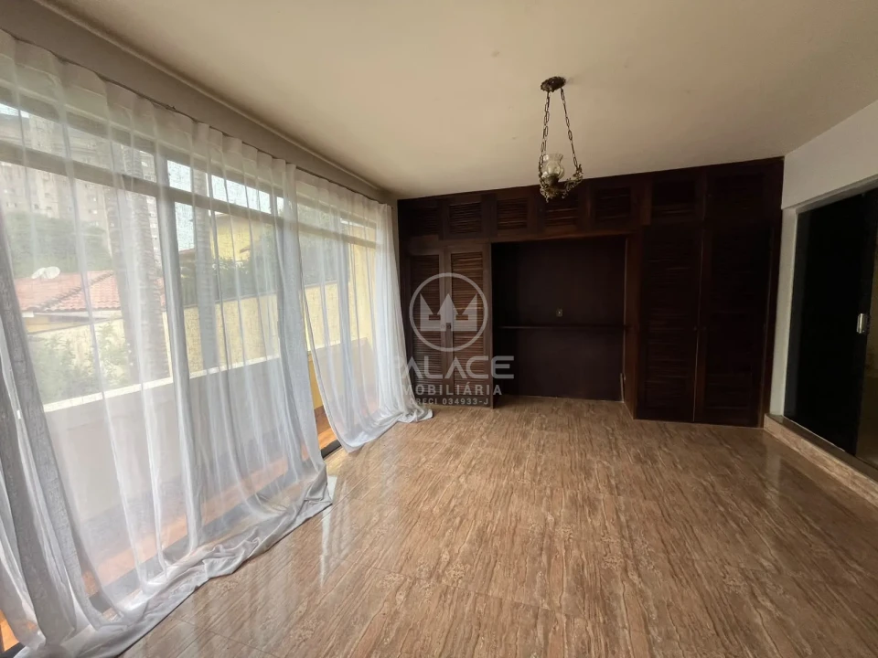 CASA COM PISCINA PARA LOCAÇÃO NO CENTRO DE PIRACICABA