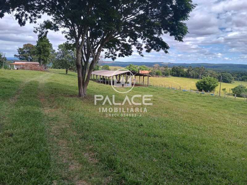 Imagens do imóveis Sítio com 7 alqueires e 3 casas a venda em Conchas, SP.