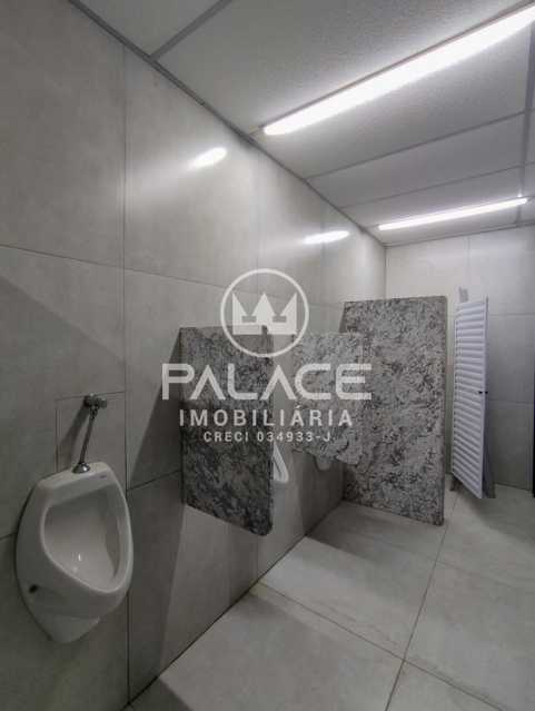 Imagens do imóveis Barracão :  / Comercial / Nova América