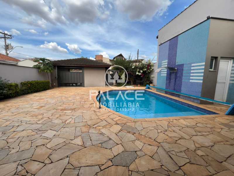 Imagens do imóveis casa em condomínio à venda em jardim caxambu, piracicaba 3 quartos 271m²