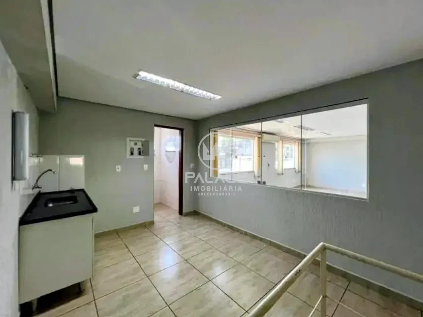 Barracão disponivel para locação