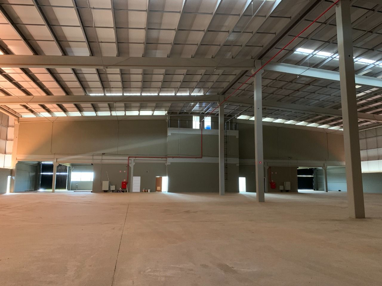 galpão à venda em condomínio industrial duas barras, limeira 3868m²