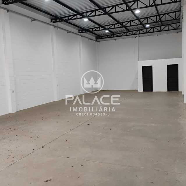 Imagens do imóveis Barracão :  / Comercial / Cecap