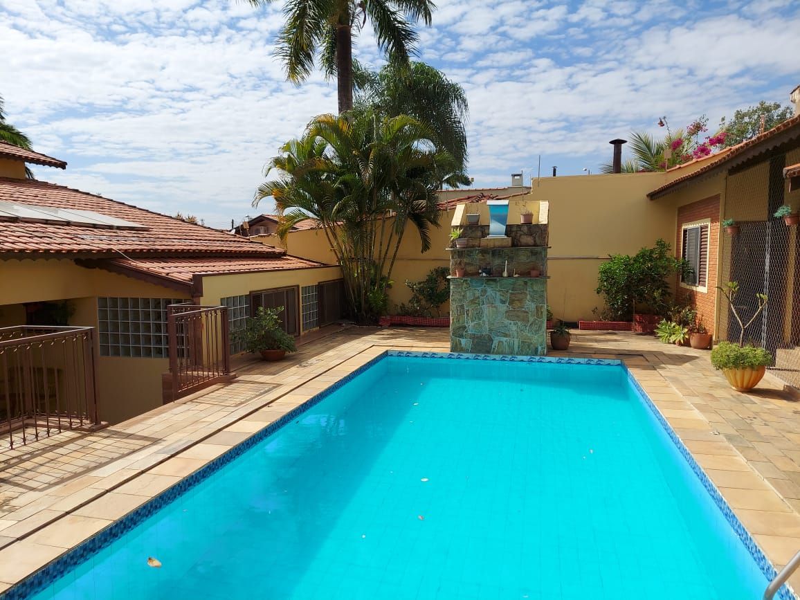 Imagens do imóveis casa à venda em centro, águas de são pedro 3 quartos 299m²