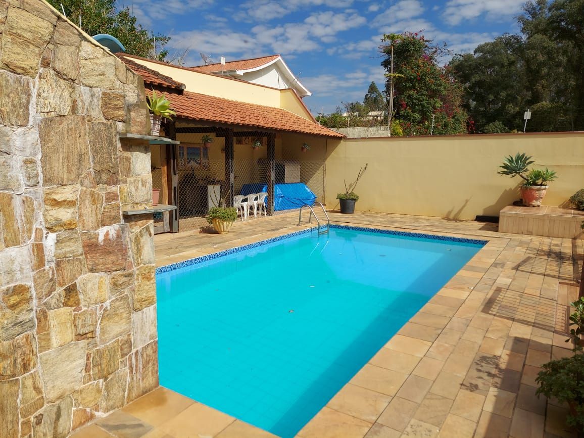 Imagens do imóveis casa à venda em centro, águas de são pedro 3 quartos 299m²