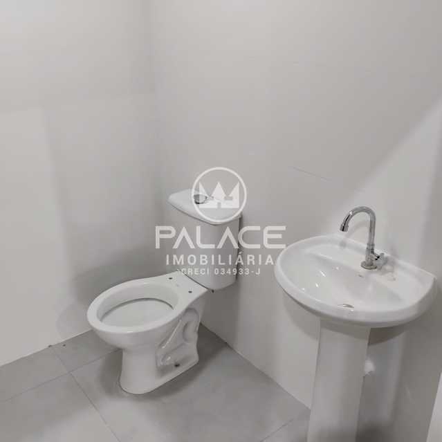 Imagens do imóveis Barracão :  / Comercial / Cecap