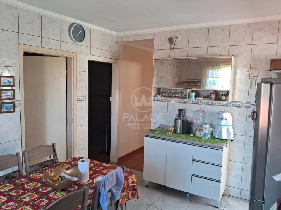 Casa a venda no jardim planalto dois dormitórios