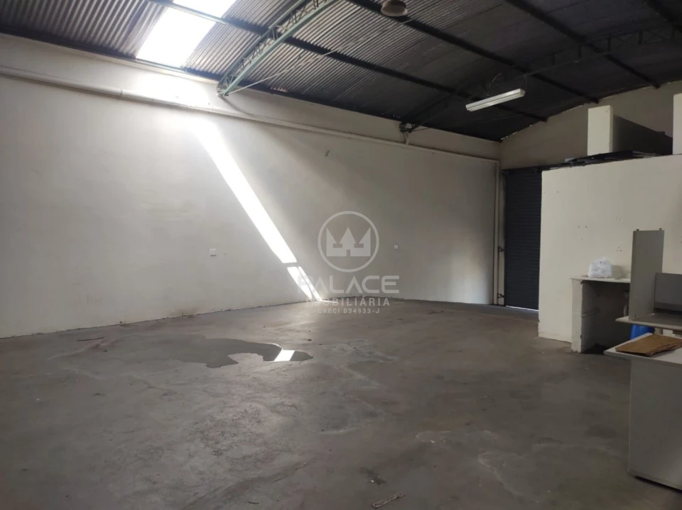 Barracão disponivel para locação