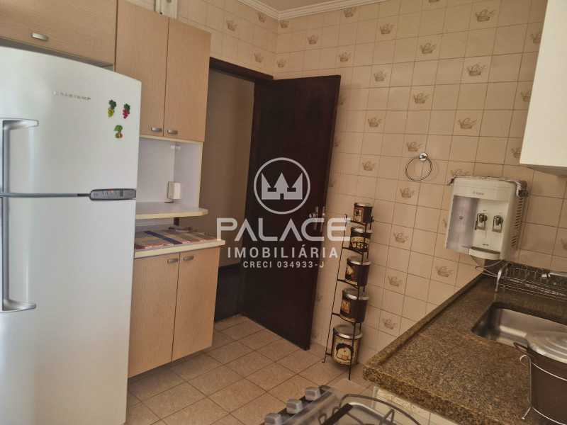Imagens do imóveis Apartamento : Padrão / Residencial / Alto