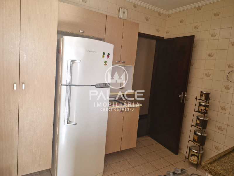 Imagens do imóveis Apartamento : Padrão / Residencial / Alto