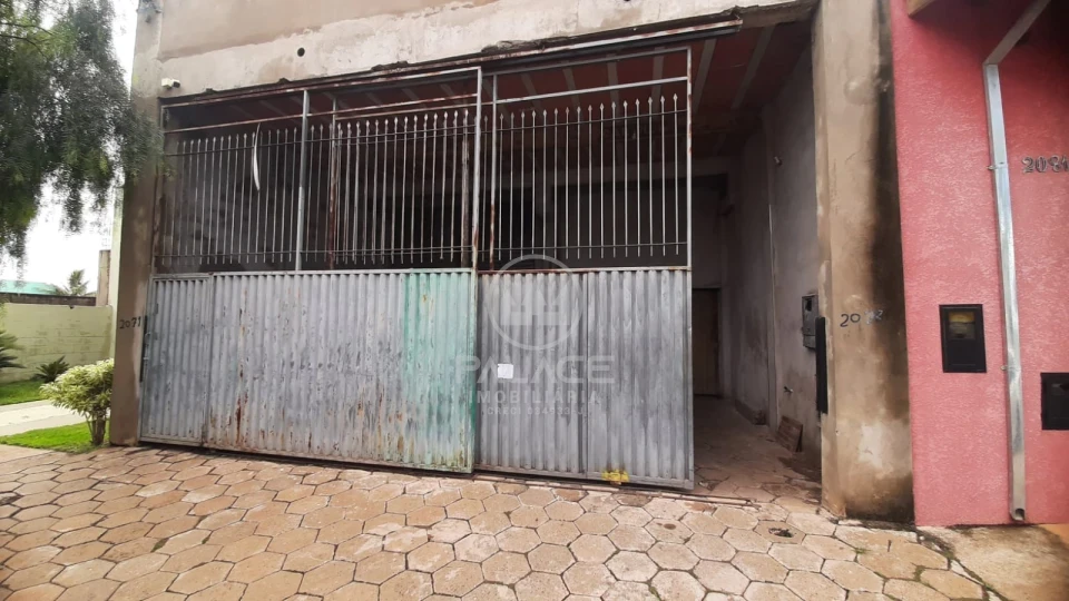 Imagens do imóveis BARRACÃO  PARA LOCAÇÃO /  AGUA BRANCA