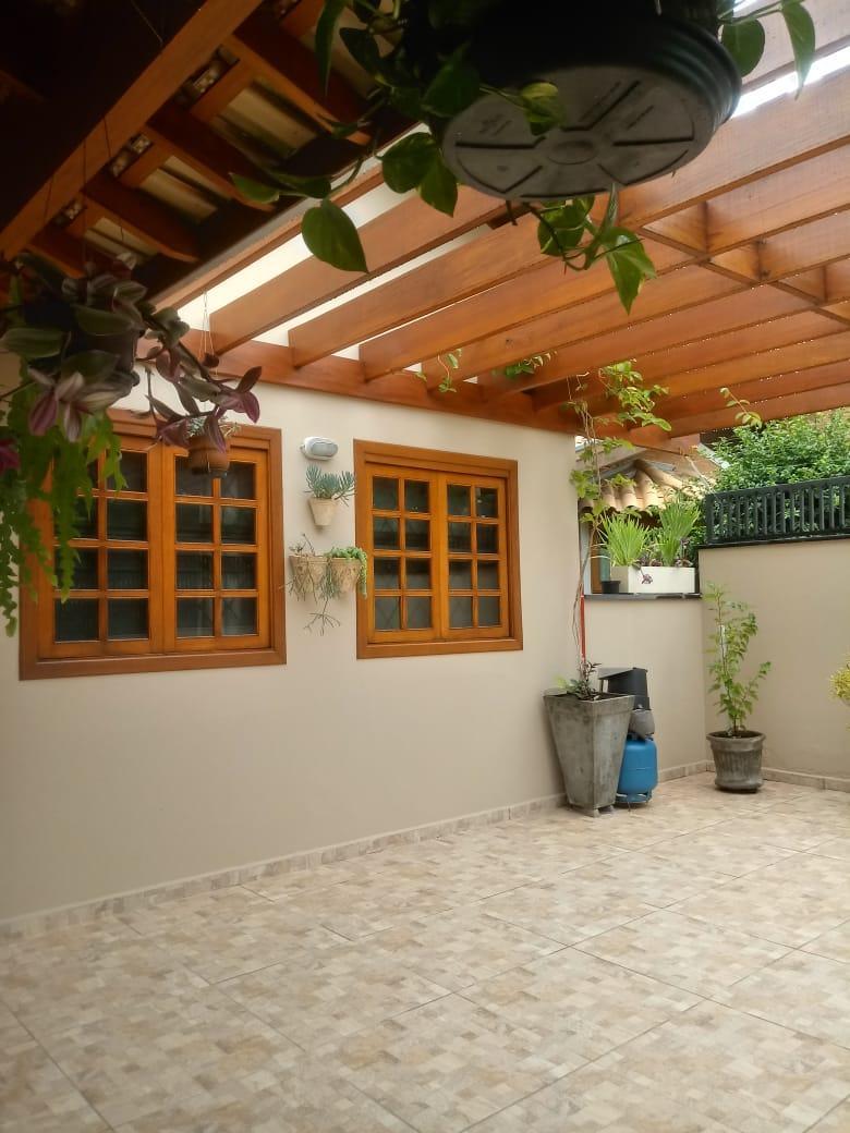 Imagens do imóveis casa à venda em jd porangaba, águas de são pedro 3 quartos 200m²