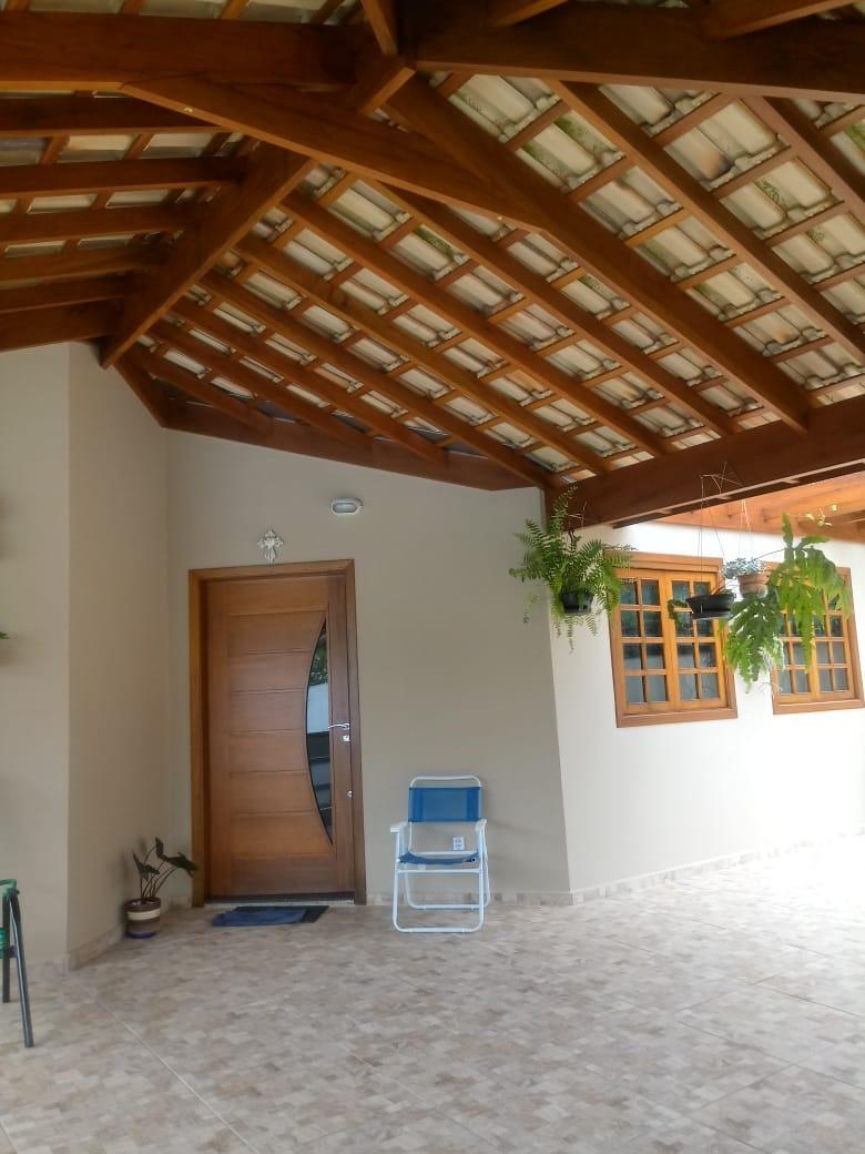 Imagens do imóveis casa à venda em jd porangaba, águas de são pedro 3 quartos 200m²