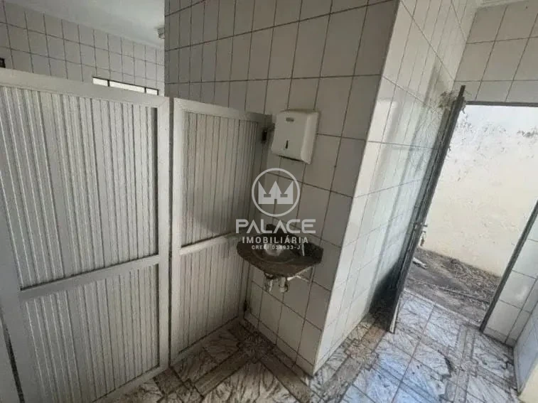 Casa comercial disponivel para locação
