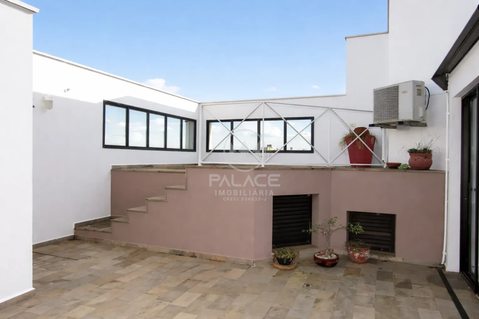 Apartamento a venda no Centro Cobertura Duplex com Piscina