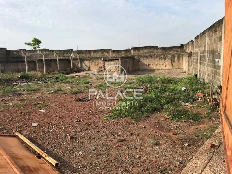 Imagens do imóveis lote à venda em parque residencial monte rey ii, piracicaba 300m²