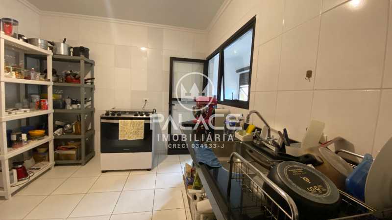 Imagens do imóveis Apartamento :  / Residencial / Centro