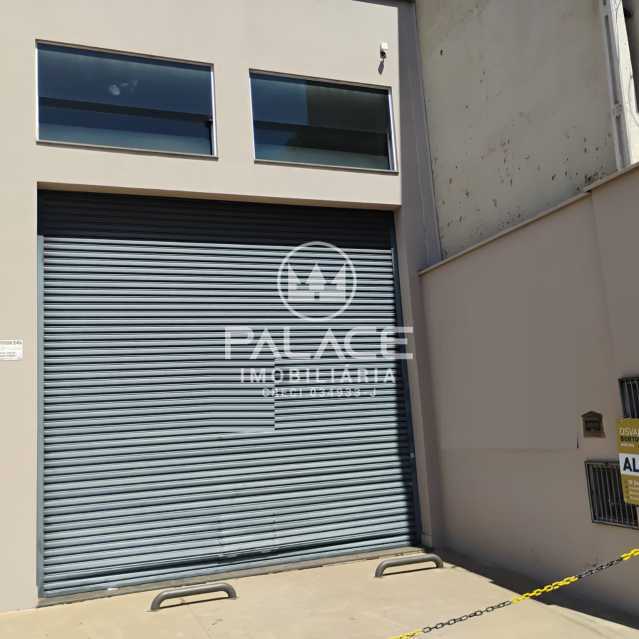 Imagens do imóveis Barracão :  / Comercial / Jaraguá