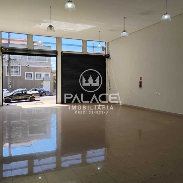 Imagens do imóveis Barracão :  / Comercial / Jaraguá